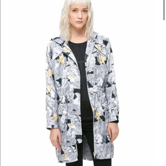 Debbie Harry x Obey Wooster Parka - Picture 2 of 16